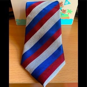 Men’s barely used tie